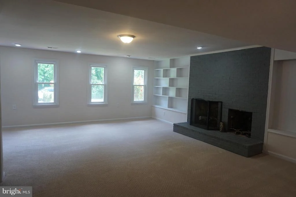 Photo of 8404 MAGNOLIA DRIVE