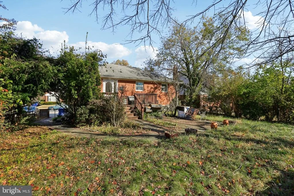 Photo of 3608 JANET ROAD