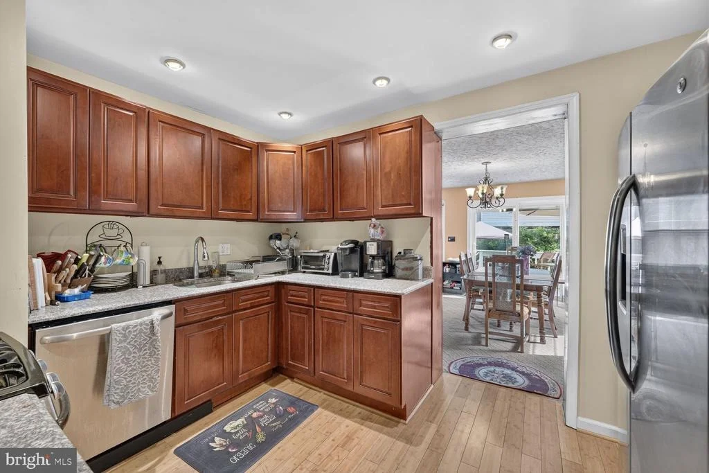 Photo of 5406 SPRING LANE