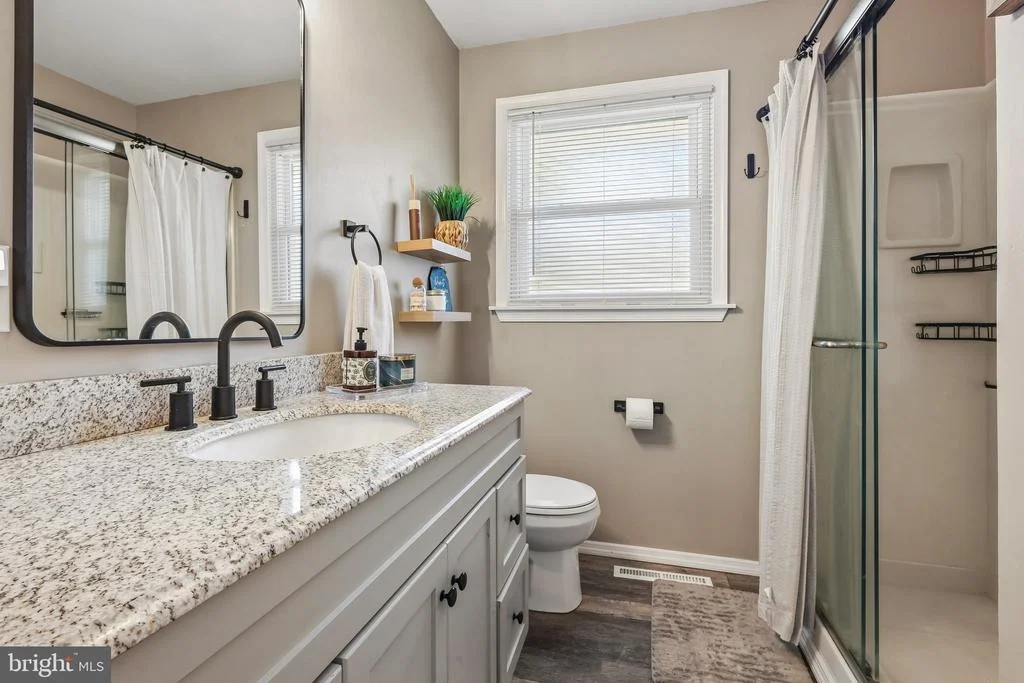 Photo of 469 WINDSOR DRIVE