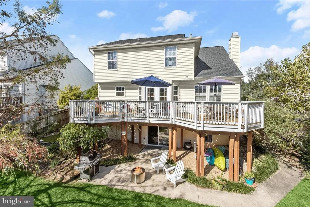 Photo of 239 BISHOPS GLEN DRIVE