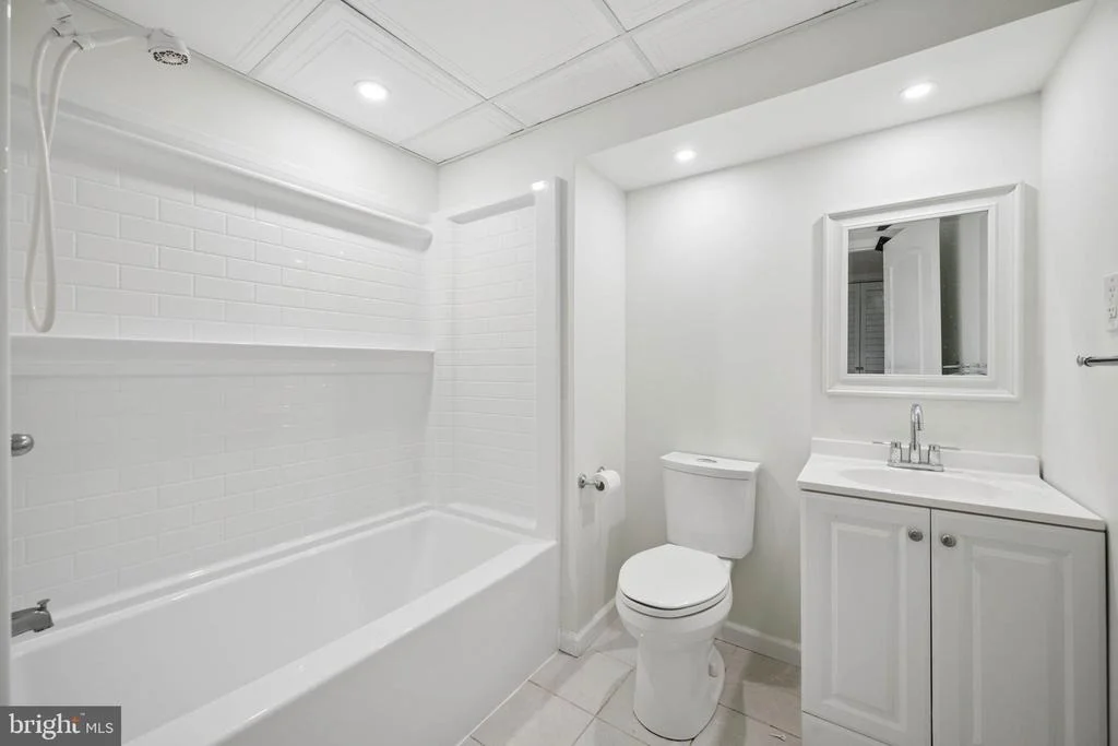 Photo of 1365 MOYER ROAD
