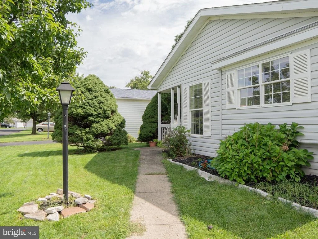 Photo of 232 THRUSH CIRCLE