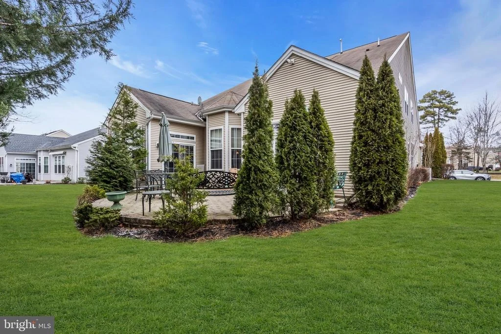 Photo of 121 GOLF VIEW DRIVE