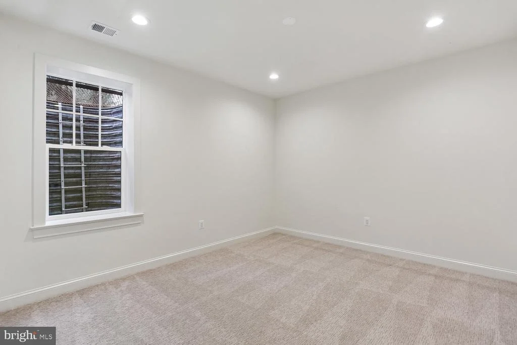 Photo of 6217 PLAINVIEW ROAD