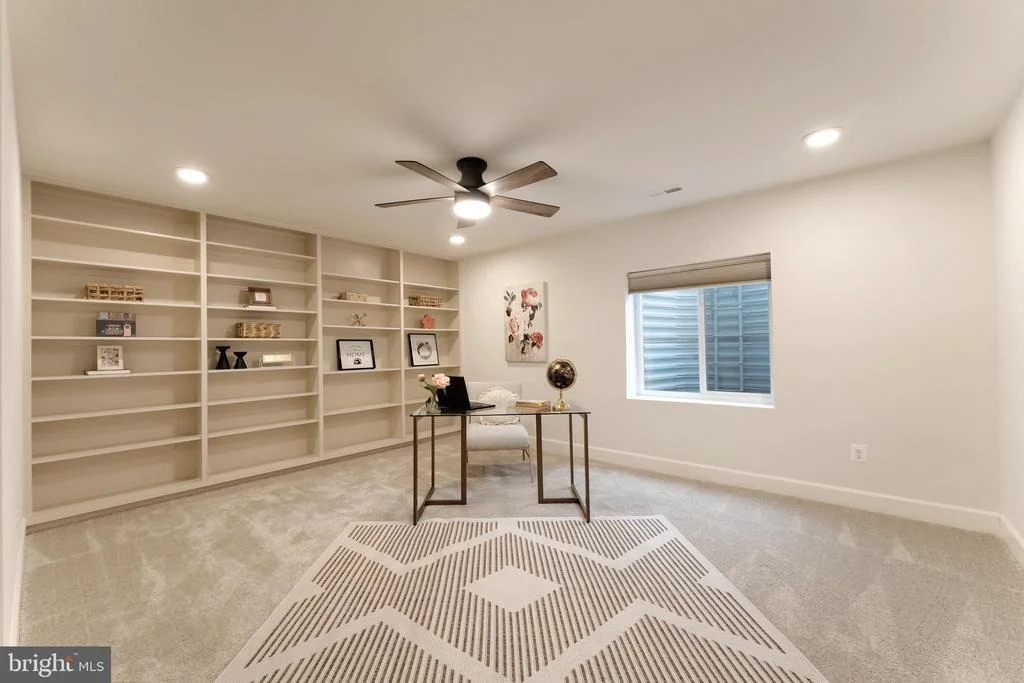 Photo of 43044 GREELEY SQUARE