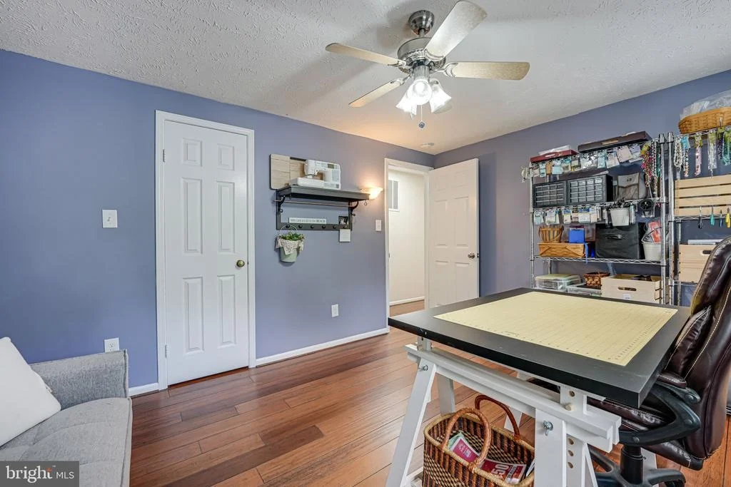 Photo of 15198 HOLLEYSIDE DRIVE