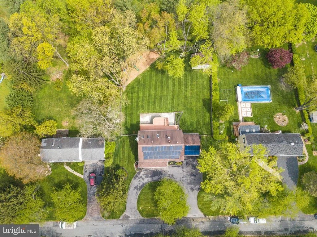 Photo of 3713 QUEEN MARY DRIVE
