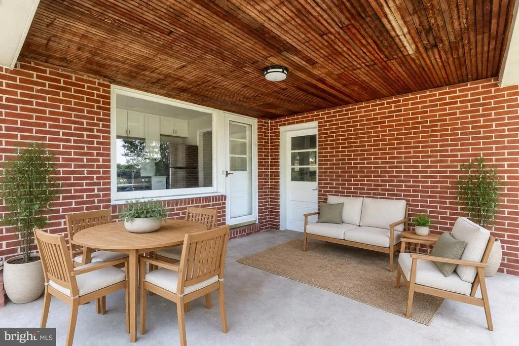 Photo of 15022 HANOVER PIKE