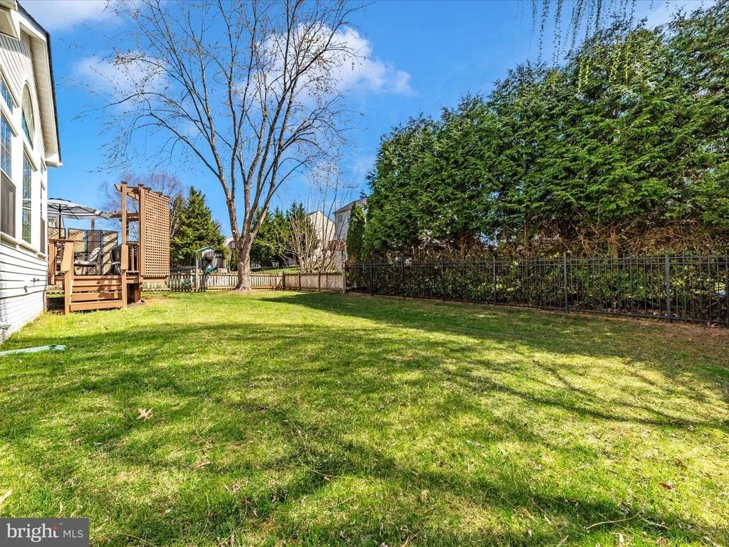 Photo of 18209 DARK STAR WAY