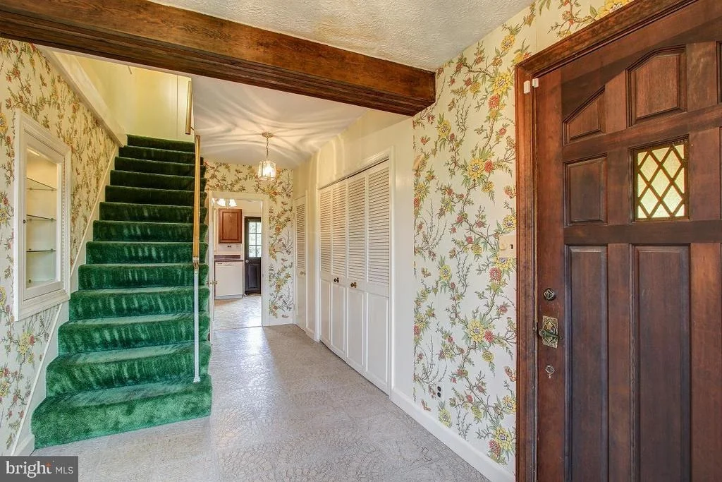 Photo of 3010 MAPLEHILL ROAD