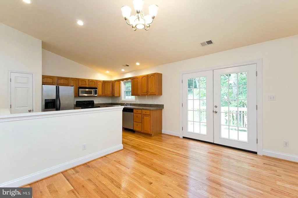 Photo of 401 BLUEBIRD TRL