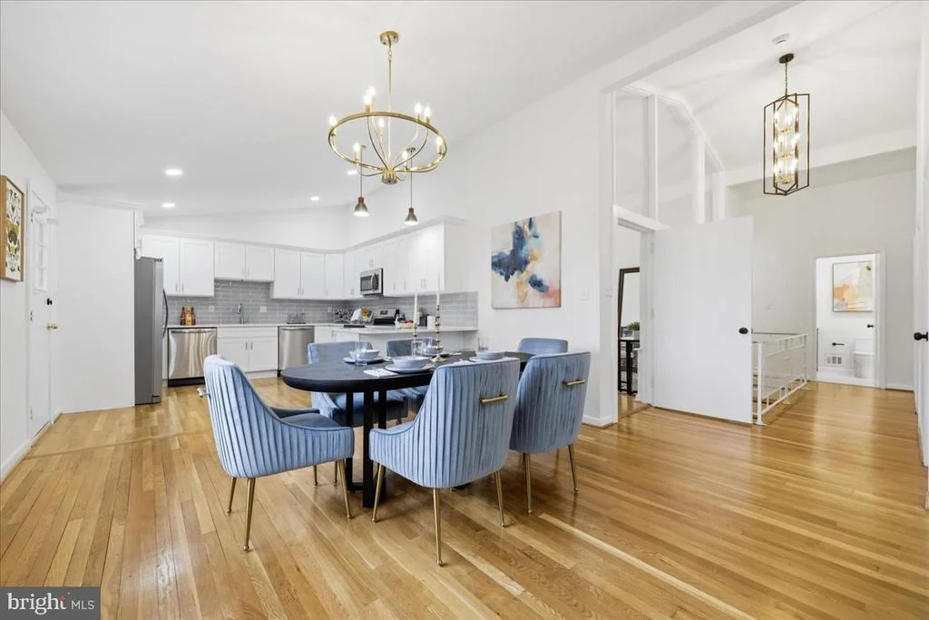 Photo of 1105 LAMBERTON DRIVE