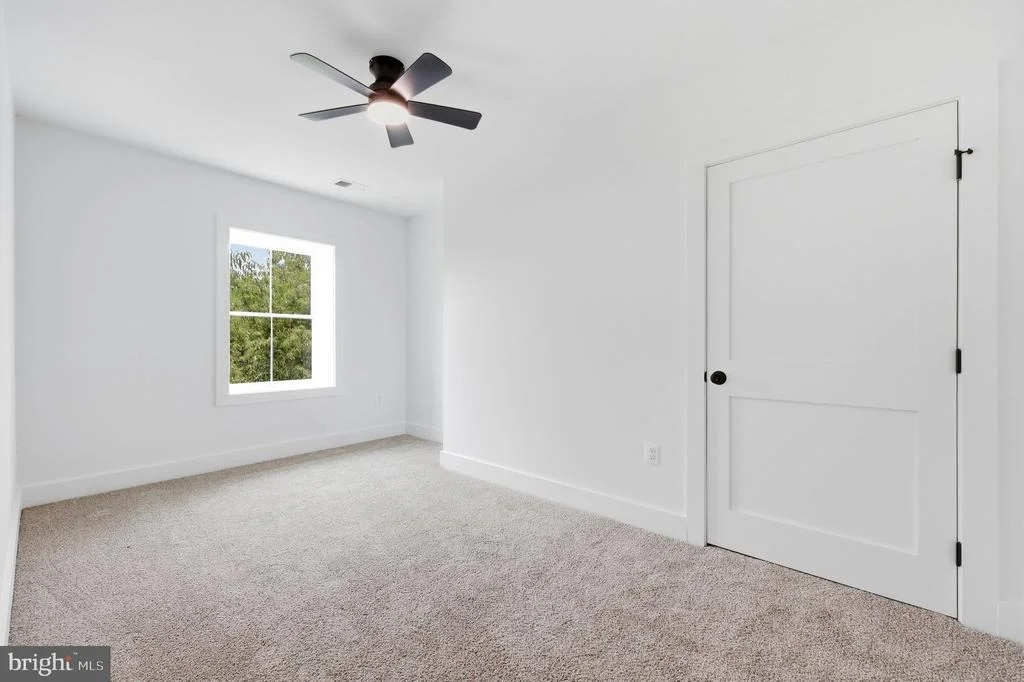 Photo of 11523 HANDBOARD ROAD