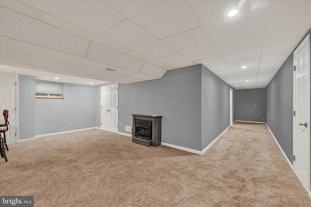 Photo of 4296 WOLF HILL DRIVE