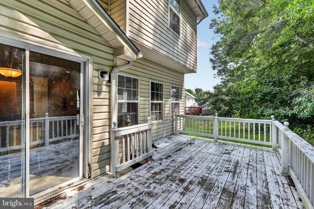 Photo of 9106 HELMSLEY DRIVE