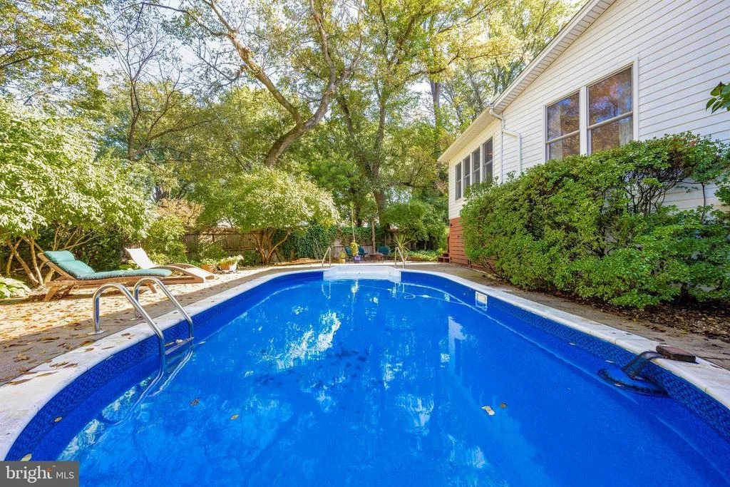 Photo of 19213 JERICHO DRIVE