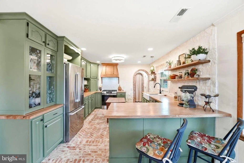 Photo of 481 JAMES CITY ROAD