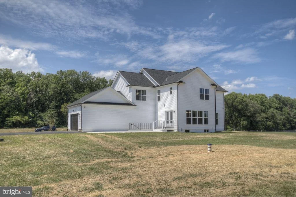 Photo of 480 LEELAND ROAD