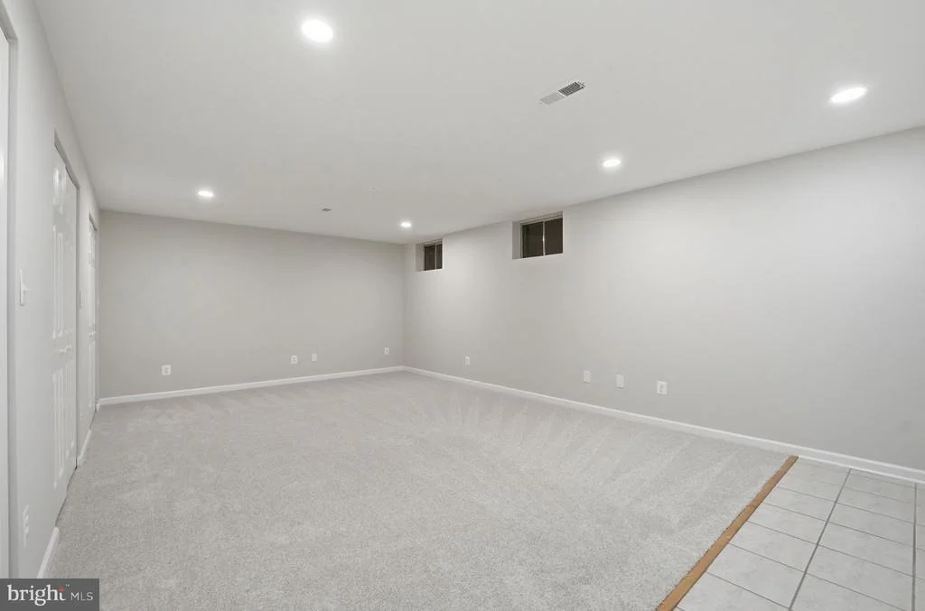 Photo of 9532 CLEMATIS STREET