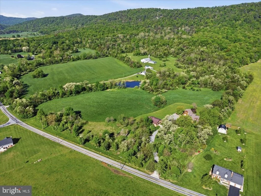 Photo of 14122 MERCERSBURG ROAD