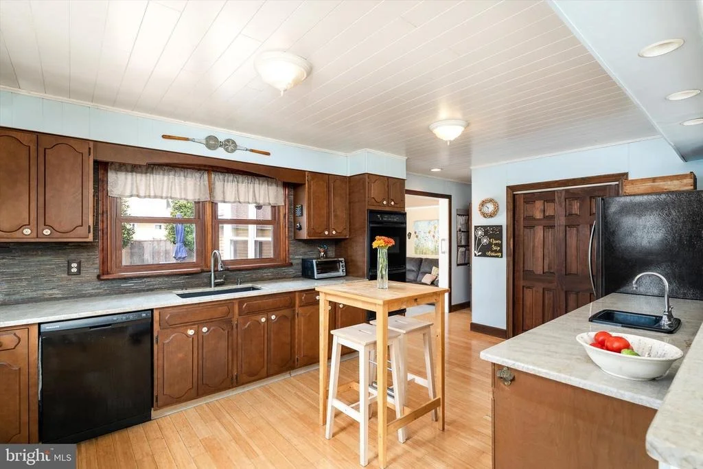 Photo of 16 SAINT MARTINS ROAD