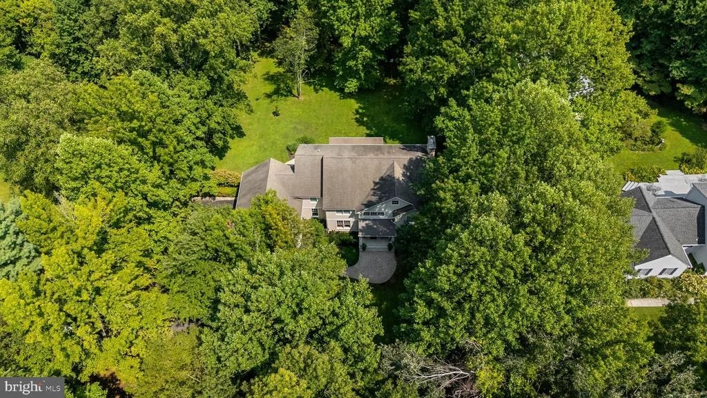 Photo of 5223 GRENOCK DRIVE