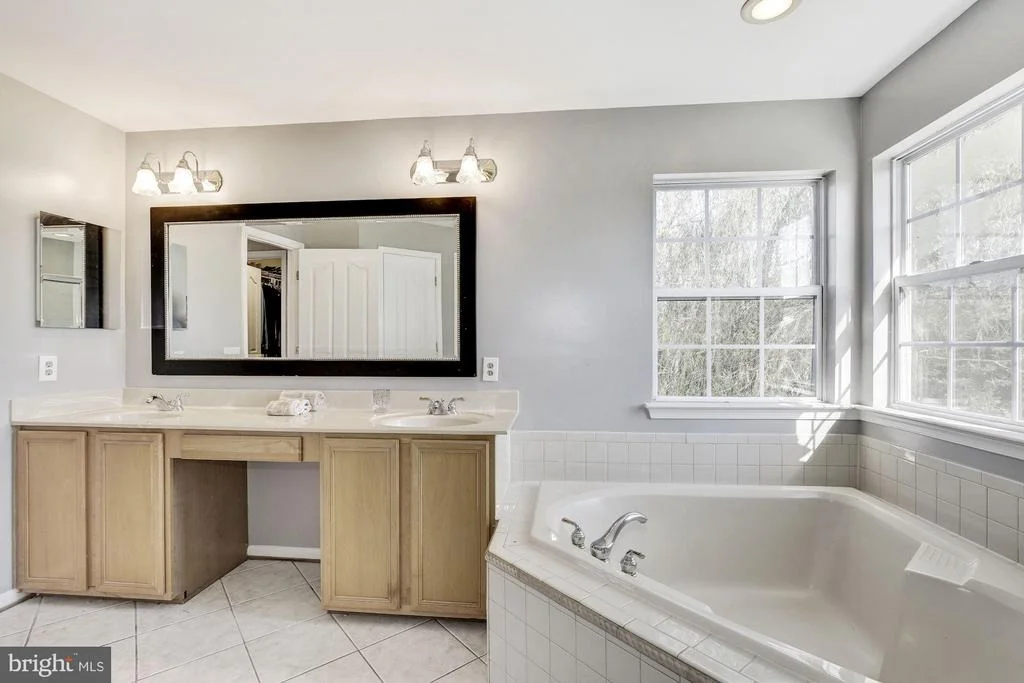 Photo of 4834 BROOM DRIVE
