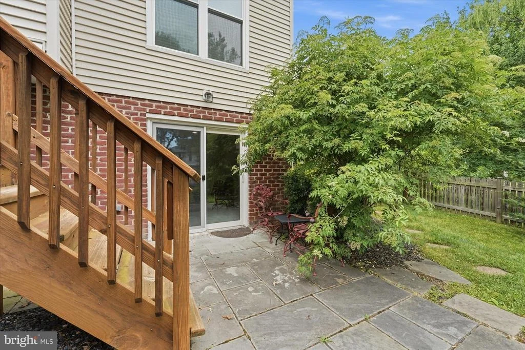 Photo of 2402 SHAKER LANE