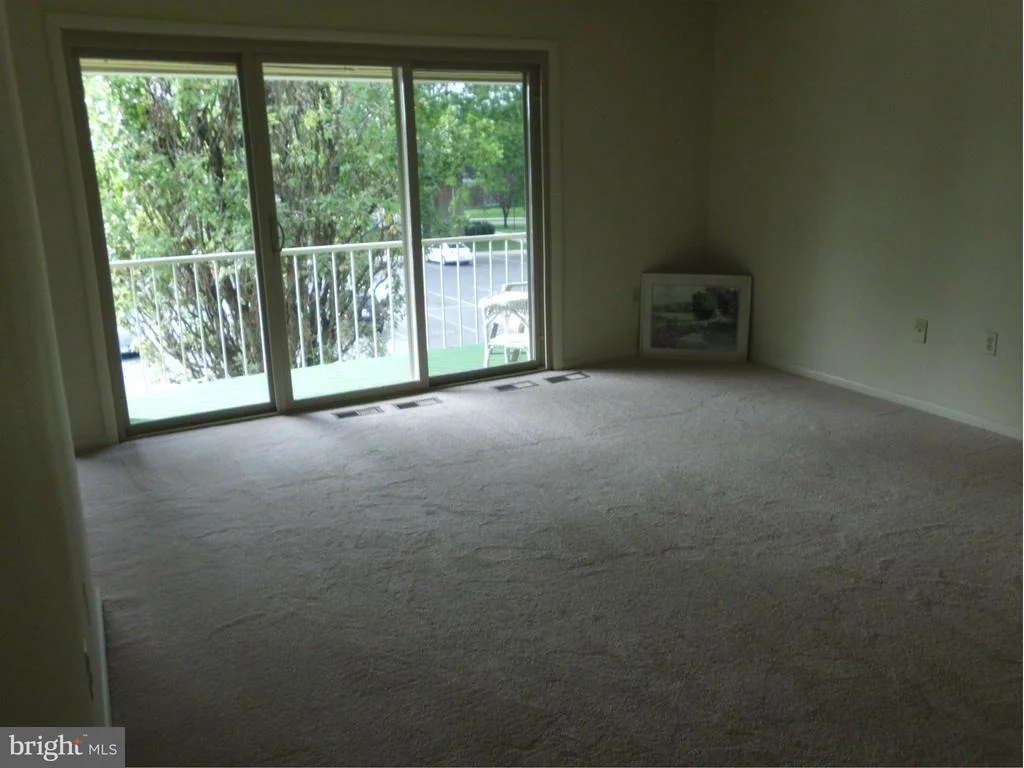 Photo of Unit 103A at 3640 GLENEAGLES DRIVE
