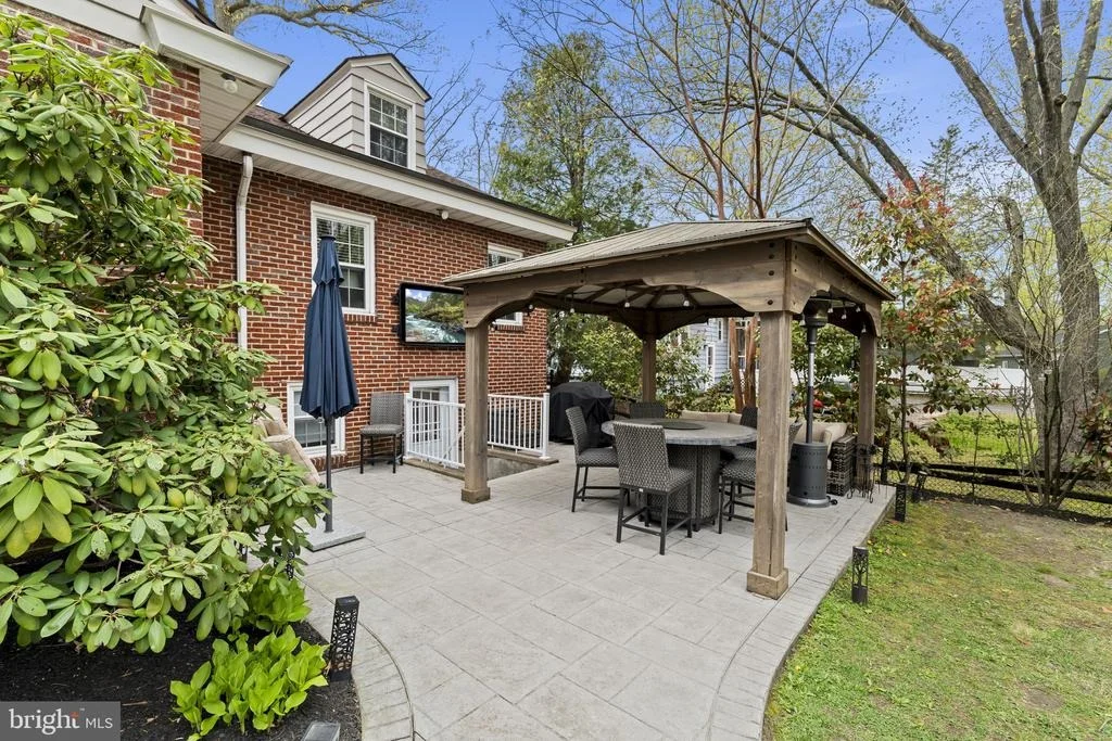 Photo of 709 GROVE STREET