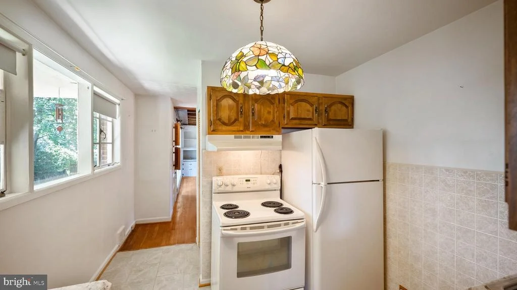 Photo of 10403 BRUNSWICK AVENUE