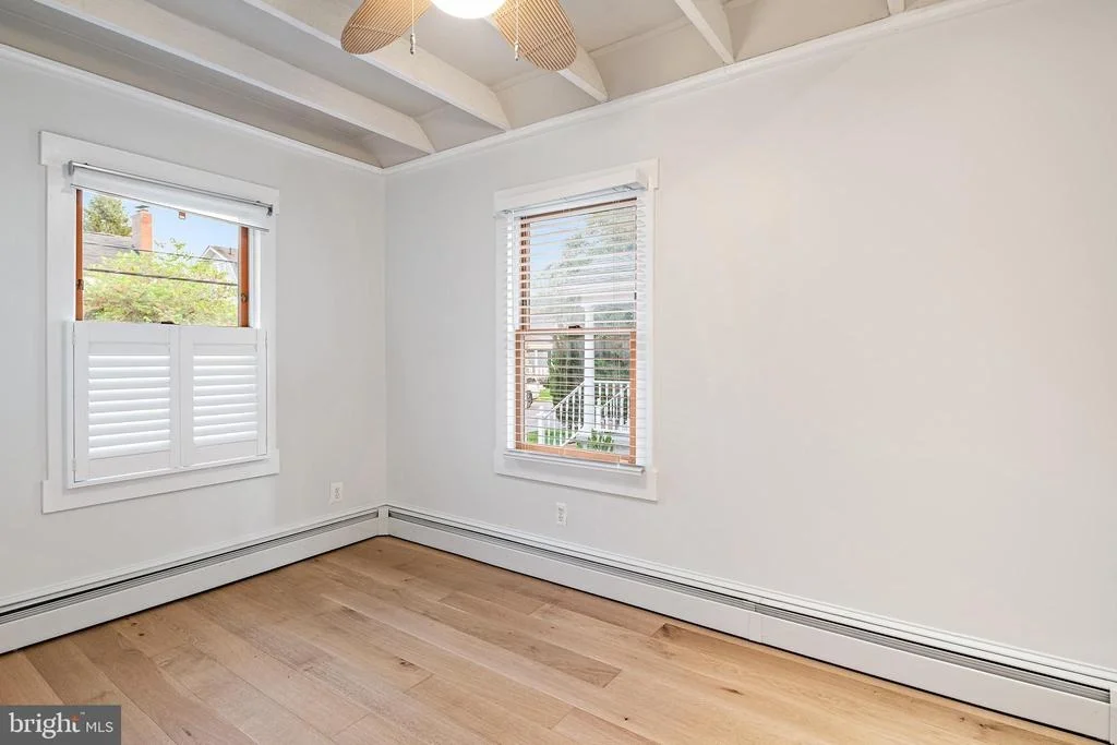 Photo of 122 SMITH AVENUE