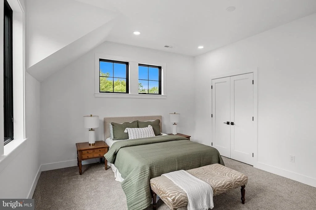 Photo of 6 CHAPEL AVENUE
