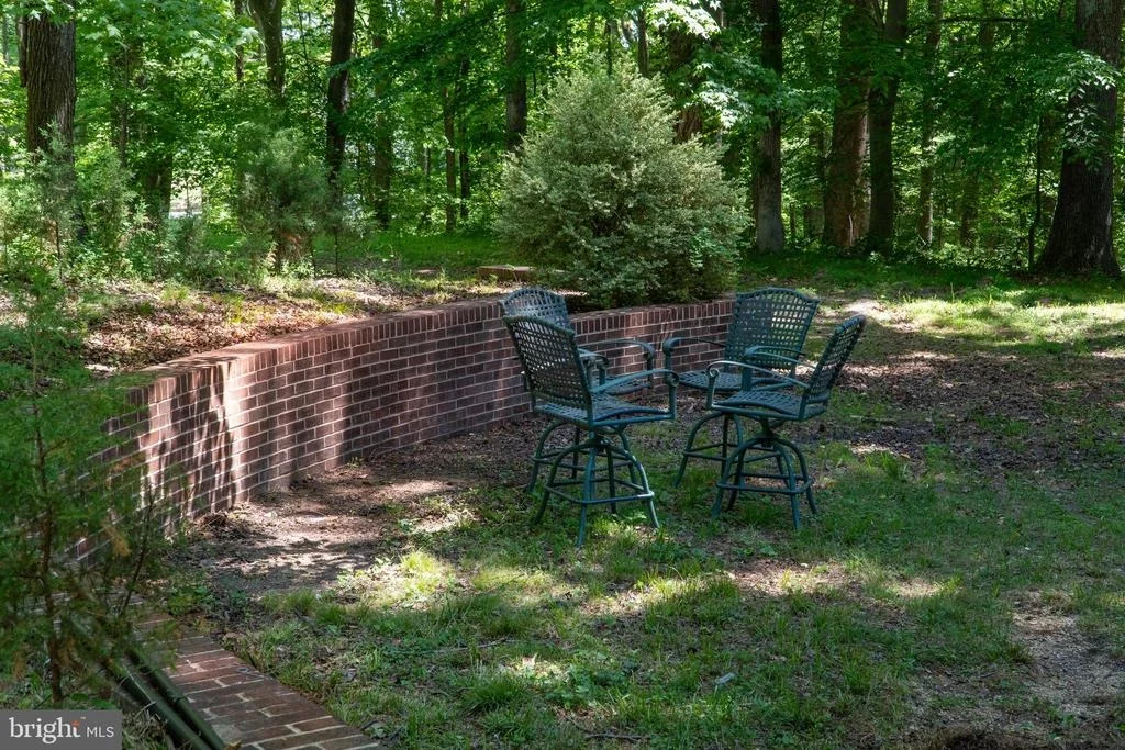Photo of 8425 MAUSEN LANE