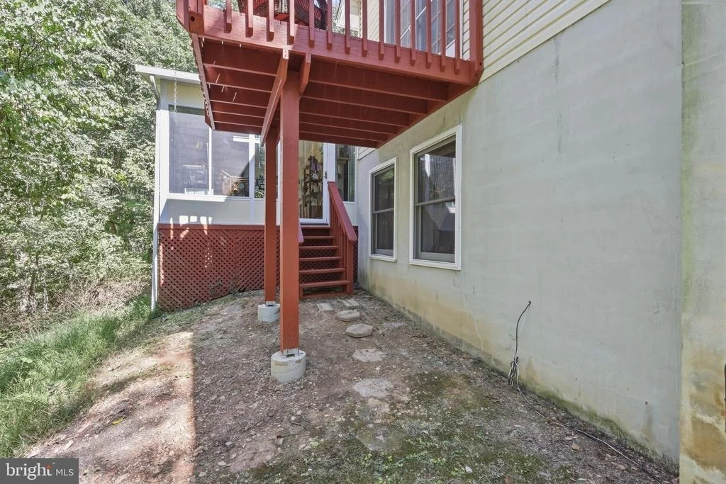 Photo of 24 SYDNEY CIRCLE