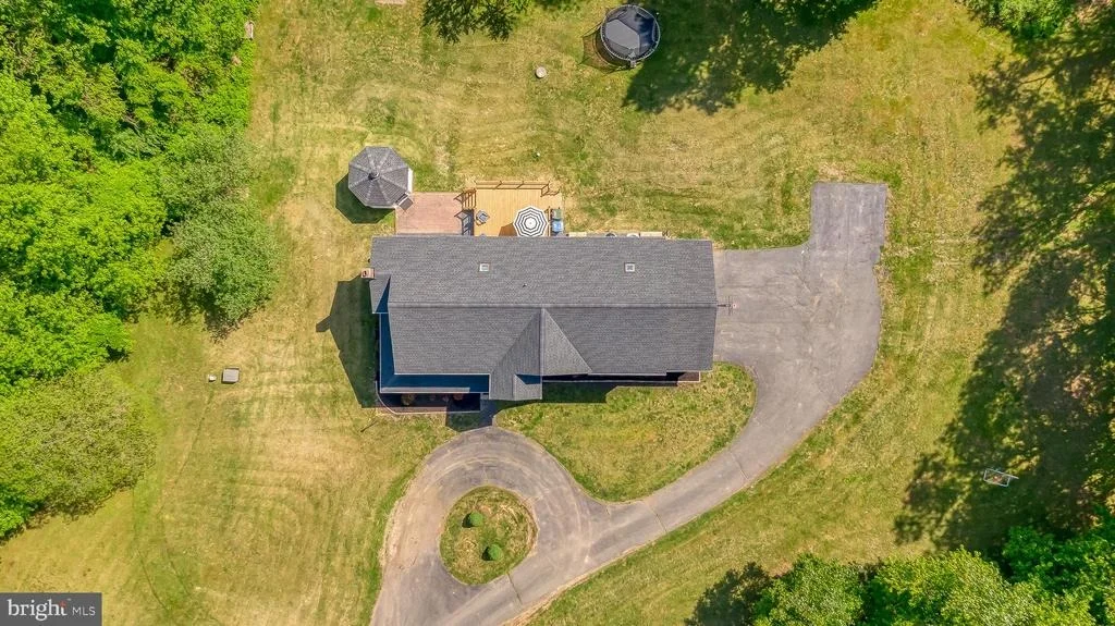 Photo of 2056 CHAPEL ROAD