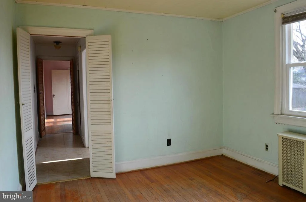 Photo of 114 INDIAN SPRING DRIVE