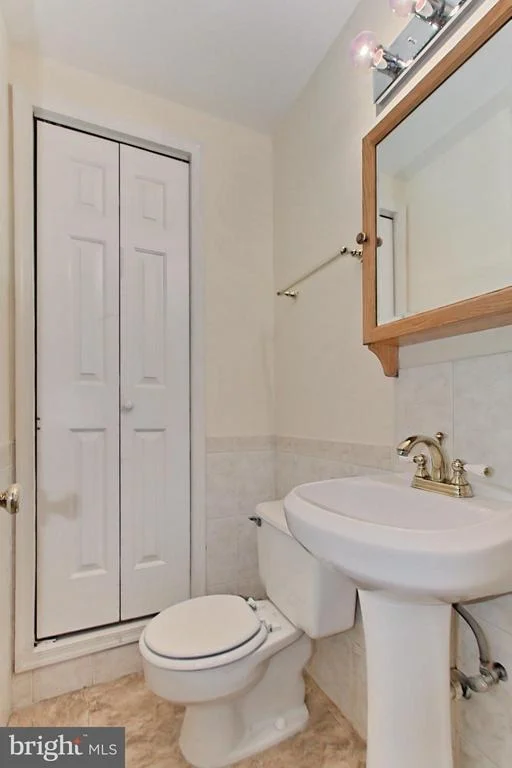 Photo of 5212 JULIET STREET