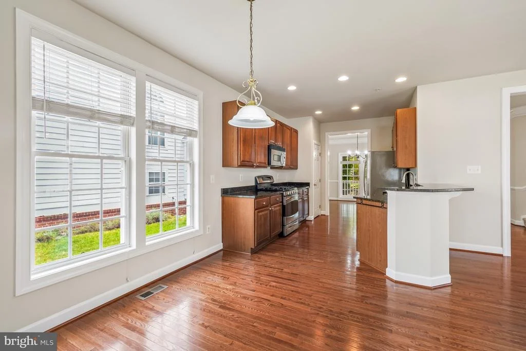 Photo of 4104 TOTTENHAM STREET