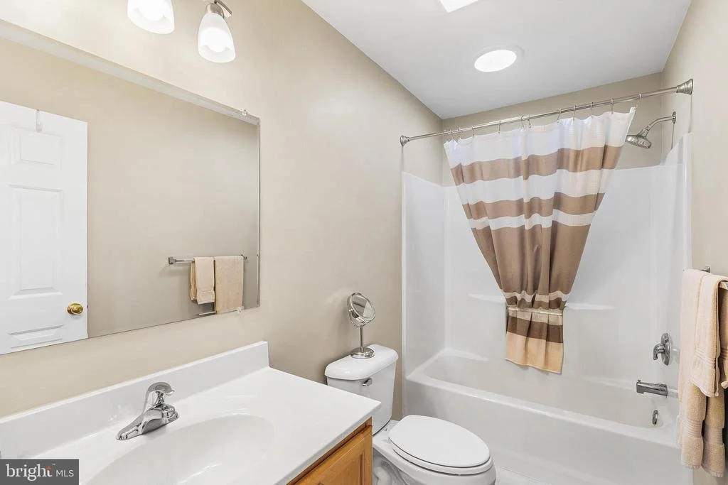 Photo of 33661 FEATHER LANE