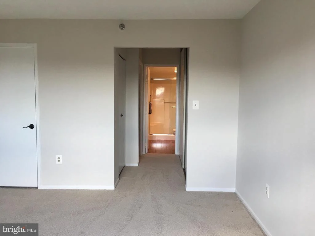 Photo of Unit 3810 at 15115 INTERLACHEN DRIVE