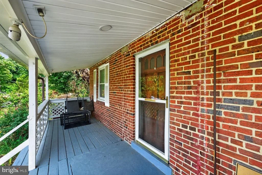 Photo of 5406 SPRING LANE