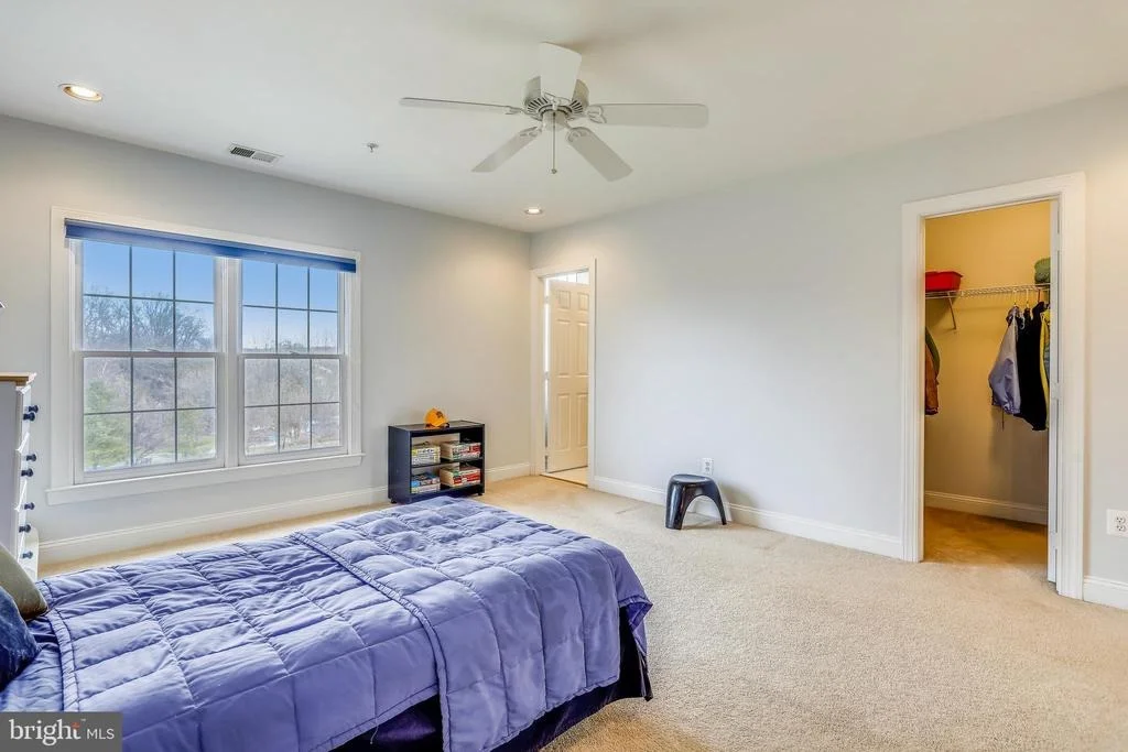 Photo of 24701 FARMVIEW LANE