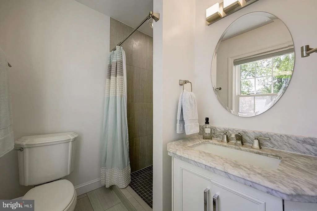 Photo of 3905 LAIRD PLACE