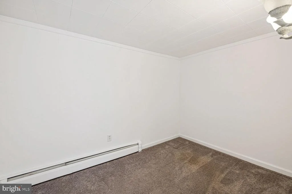Photo of 6155 KING ROAD