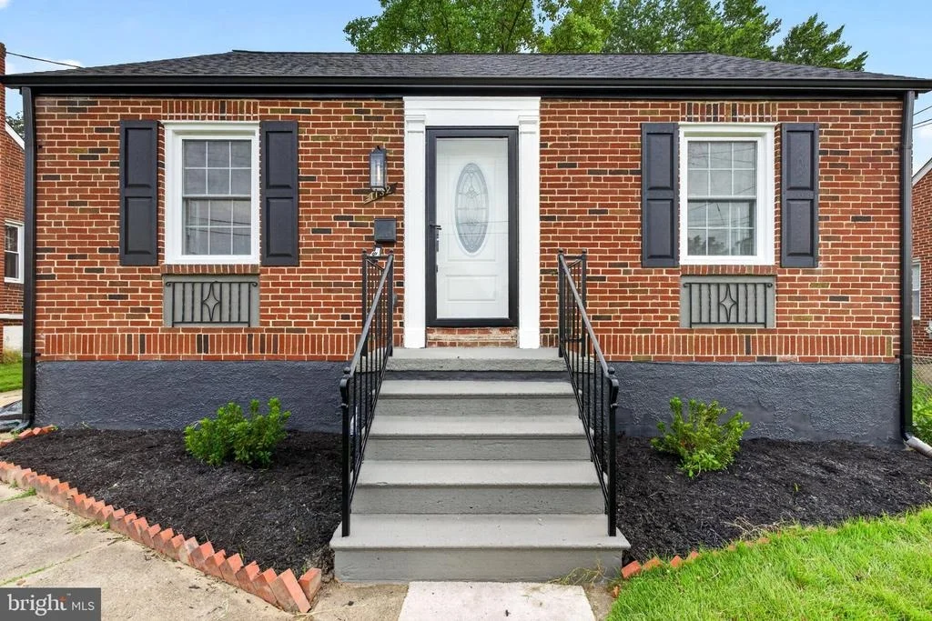Photo of 1132 STEPHEN DRIVE