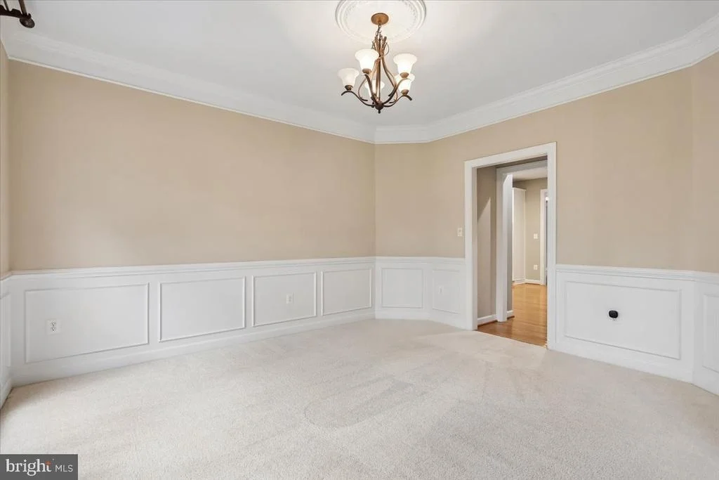 Photo of 42855 CHATELAIN CIRCLE