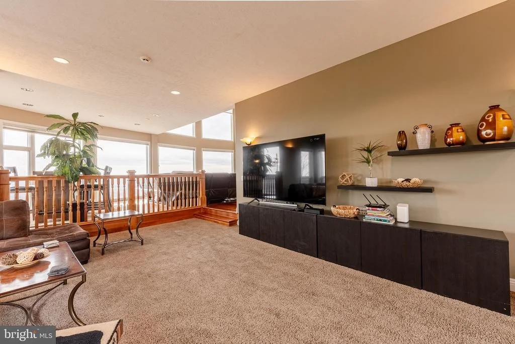 Photo of 1200 MOUNTAINVIEW DRIVE