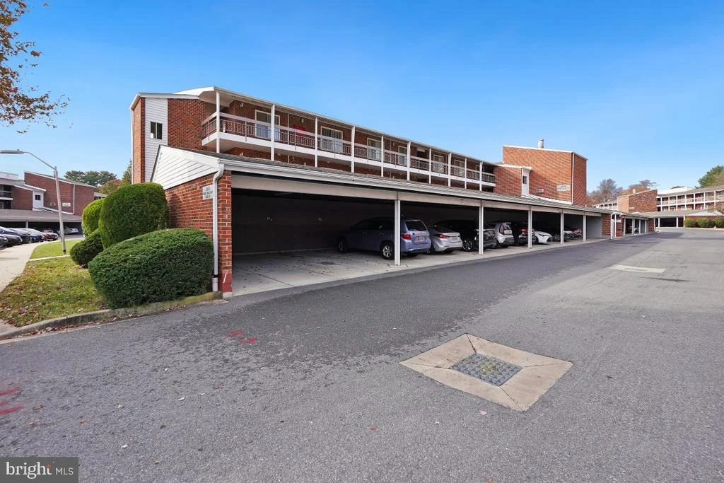 Photo of Unit 153E at 3500 FOREST EDGE DRIVE